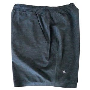 LULULEMON Men's Shorts SMALL Pace Breaker Linerless Grey Black 7" Inseam
